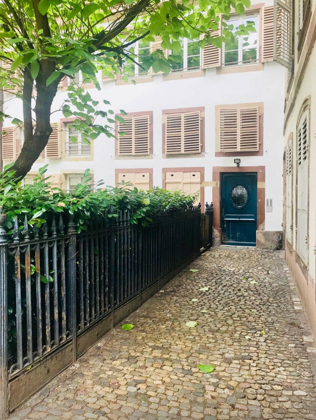 Writers Apartment Strasbourg Exterior photo